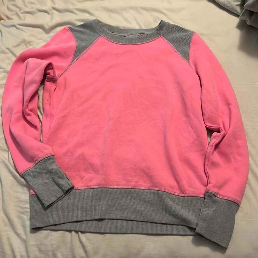 Tek Gear pink long sleeve shirt